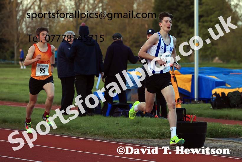 1500 metres, 2024 NEGP 1, Monkton Stadium, Jarrow. Photo: David T. Hewitson/Sports for All Pics